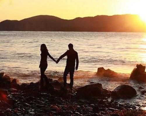 عکس پروفایل عاشقانه دو نفره کنار ساحل , عکس نوشته دو نفره دختر و پسر کنار ساحل